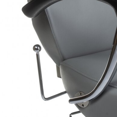 Профессиональное барберское кресло для парикмахерских и салонов красоты HEKTOR BH-3208, серого цвета 4