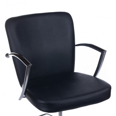 Профессиональное парикмахерское кресло LIVIO BH-8173, черного цвета 1
