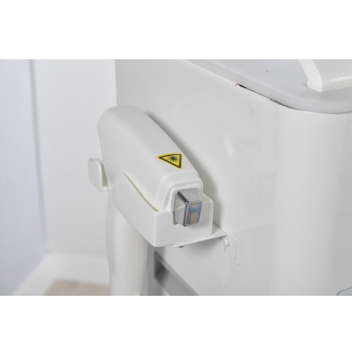 SIPANIA professional diode laser for hair removal (808 nm) 2 SIPANIA professional diode laser for hair removal (808 nm) 2