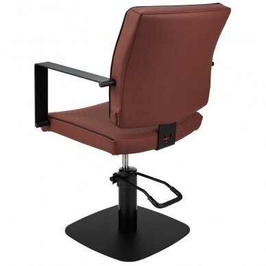 Professional chair for hairdressing and beauty salons DOLLY 4