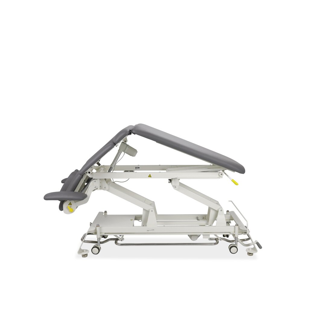 EVERO X7 ERGO professional electric 7-section massage and physiotherapy bed with foot control 3