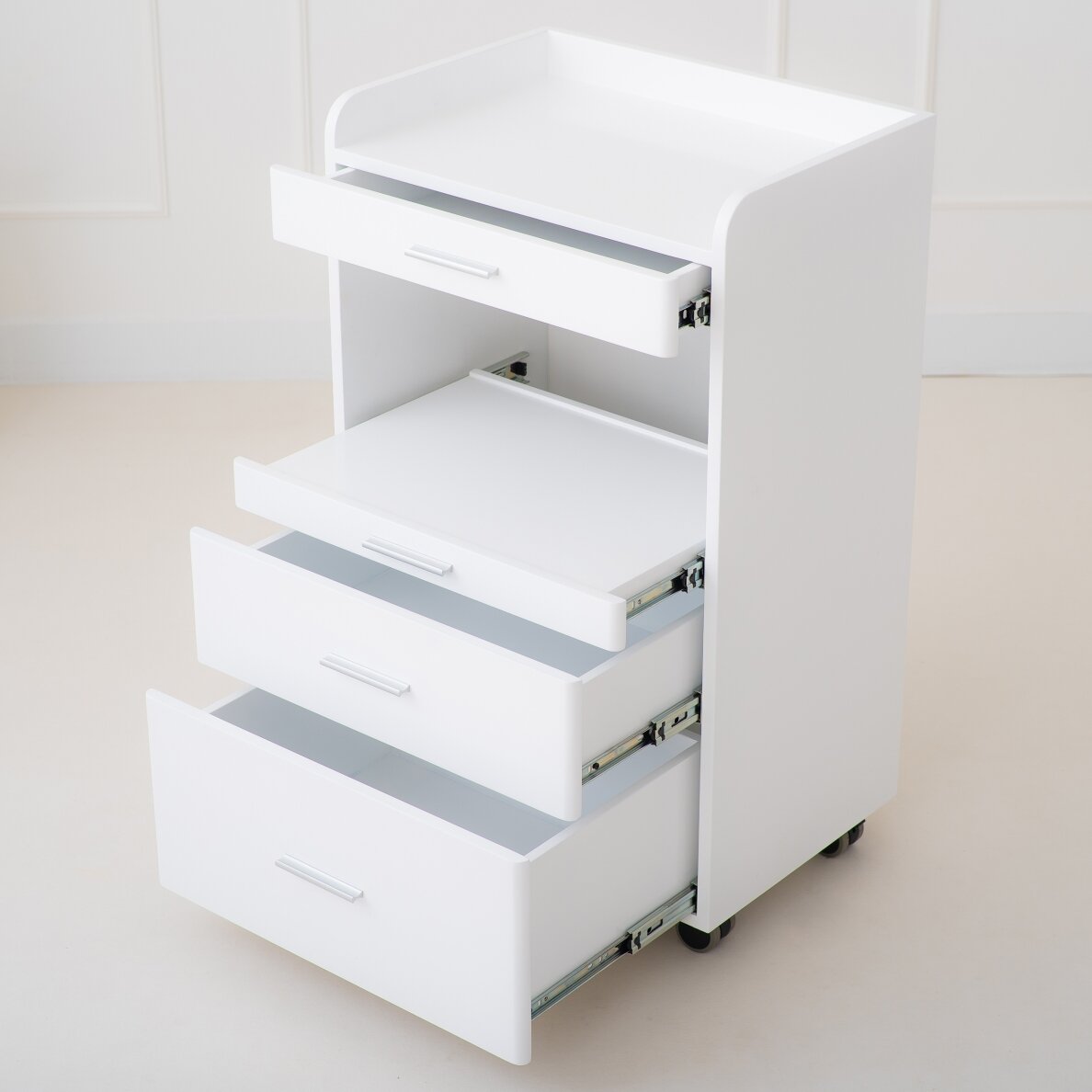 Professional cosmetology trolley LUMI 1 Professional cosmetology trolley LUMI 1
