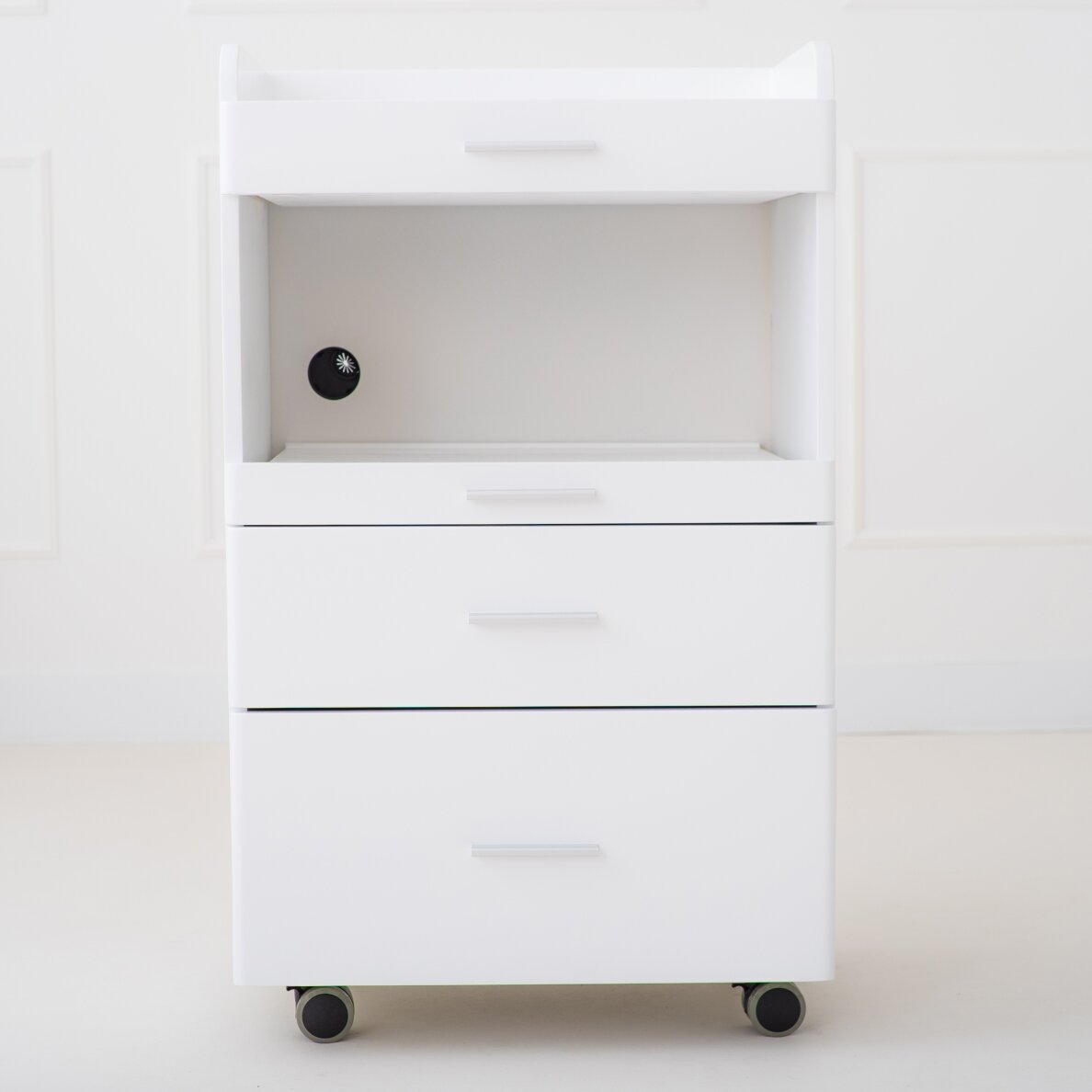 Professional cosmetology trolley LUMI 6 Professional cosmetology trolley LUMI 6