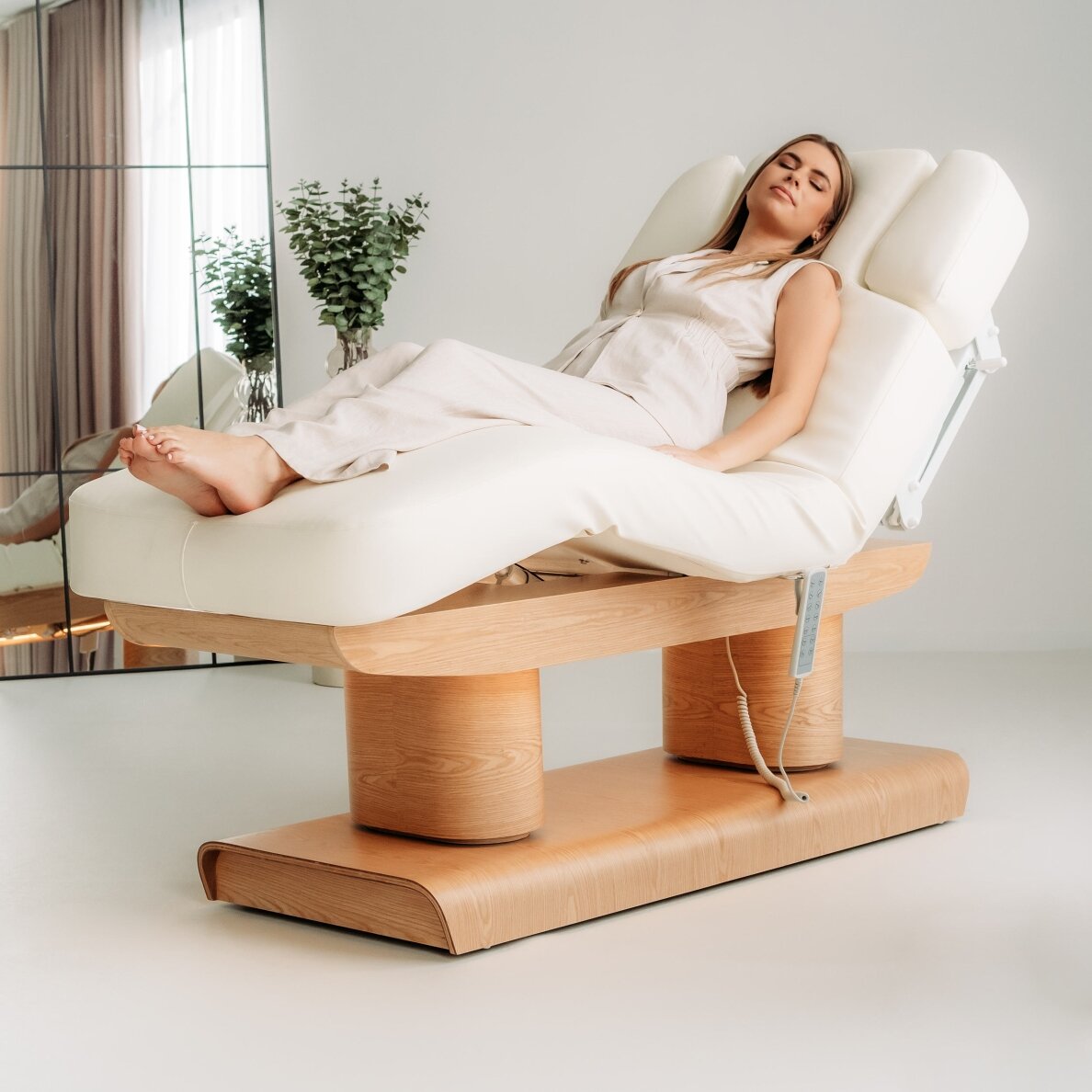 MELIA electric SPA massage bed with heating function, 4 motors, white 9
