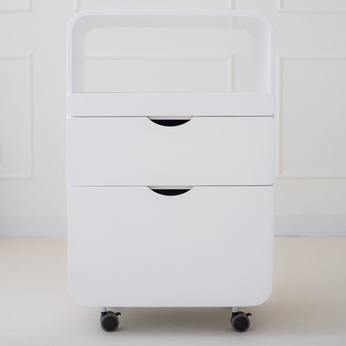 Professional cosmetic trolley OLIA with drawers and pull-out shelf 8 Professional cosmetic trolley OLIA with drawers and pull-out shelf 8