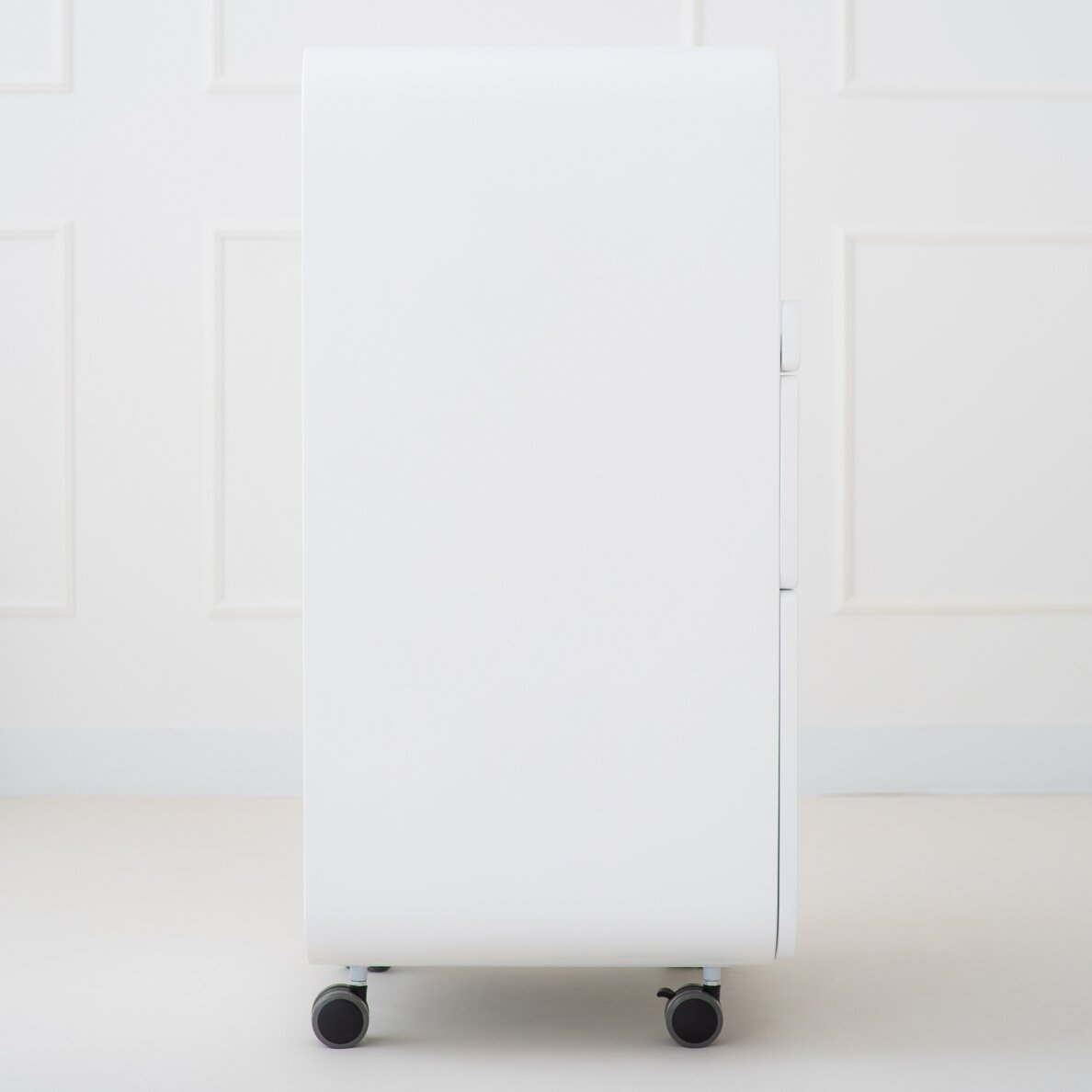 Professional cosmetic trolley OLIA with drawers and pull-out shelf 9