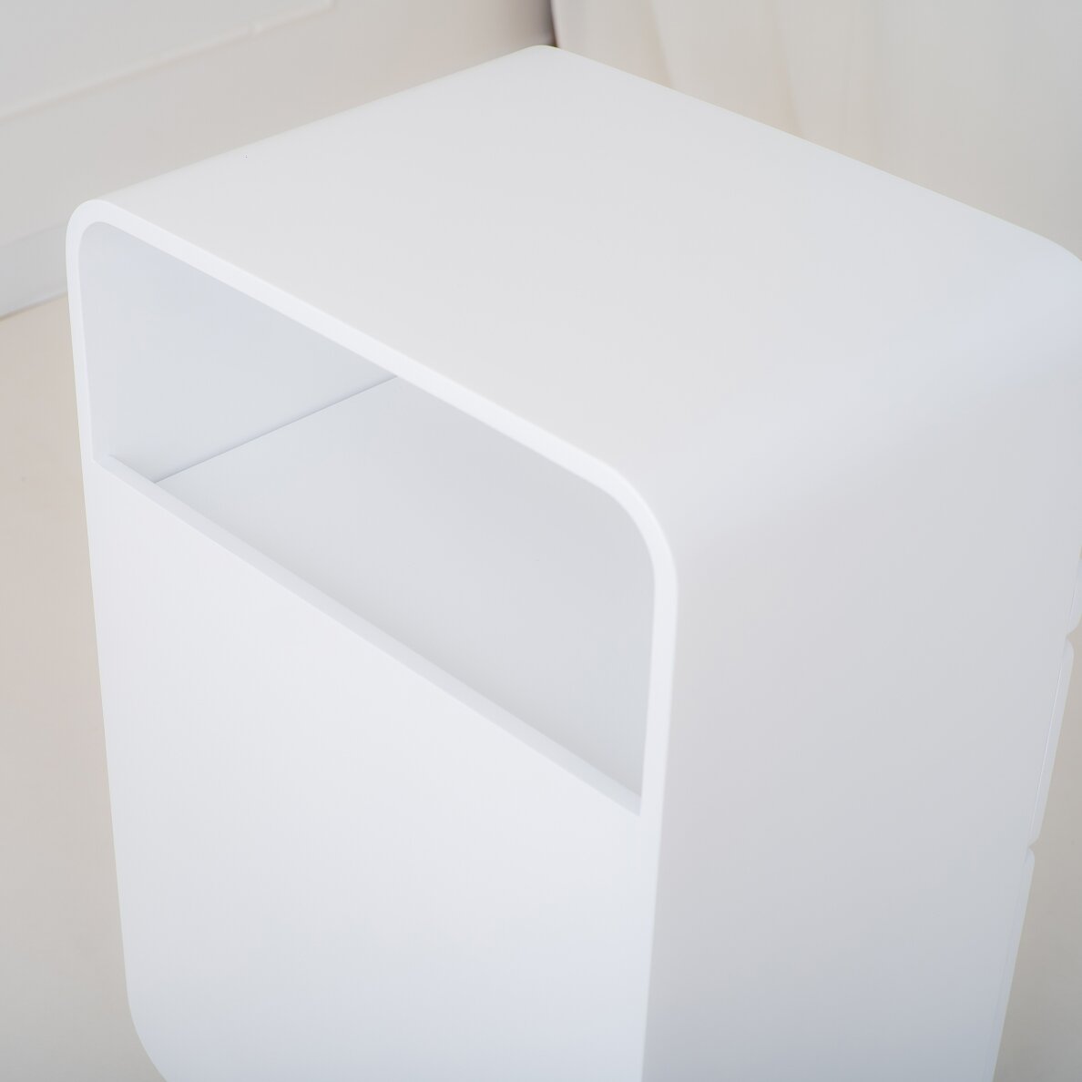 Professional cosmetic trolley OLIA with drawers and pull-out shelf 6