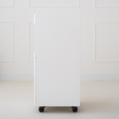 Professional cosmetology trolley LUMI 9 Professional cosmetology trolley LUMI 9