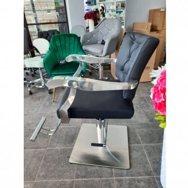 Professional barber chair GABBIANO LION, black 6