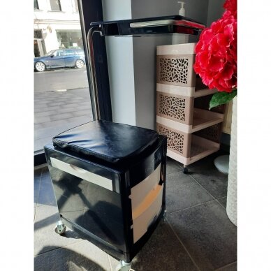 Profesionalus vežimėlis-kėdutė podologiniams darbams GABBIANO, juodos spalvos 8
