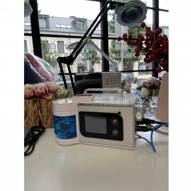 Profesionali podologinė freza pedikiūro darbams YOSHIDA PRO-SPRAY LCD su purškimu (40.000 apsukos) 12 Profesionali podologinė freza pedikiūro darbams YOSHIDA PRO-SPRAY LCD su purškimu (40.000 apsukos) 12