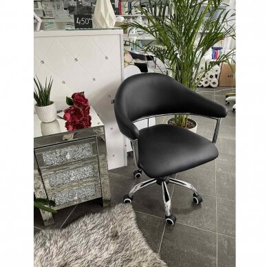 Grožio salono kėdė su ratukais juoda HC8056K 6