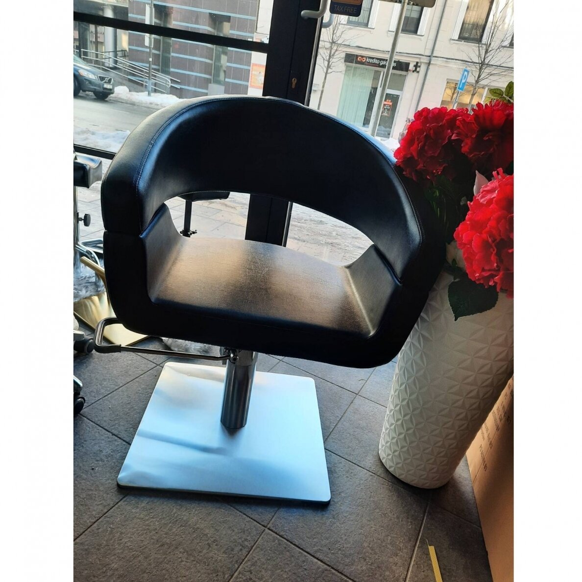 Professional barber chair GABBIANO 044, black color 5 Professional barber chair GABBIANO 044, black color 5