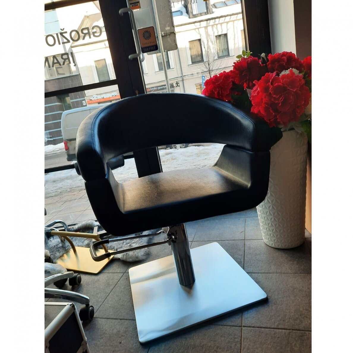 Professional barber chair GABBIANO 044, black color 7 Professional barber chair GABBIANO 044, black color 7