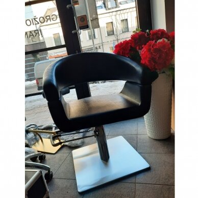 Professional barber chair GABBIANO 044, black color 7 Professional barber chair GABBIANO 044, black color 7