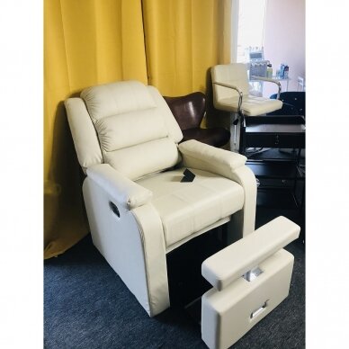 Профессиональное кресло SPA HILTON для процедур педикюра, кремового цвета 5