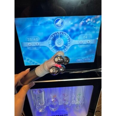 HYDRO SKIN profesionalus daugiafunkcinis veido priežiūros aparatas 17in1 6 HYDRO SKIN profesionalus daugiafunkcinis veido priežiūros aparatas 17in1 6