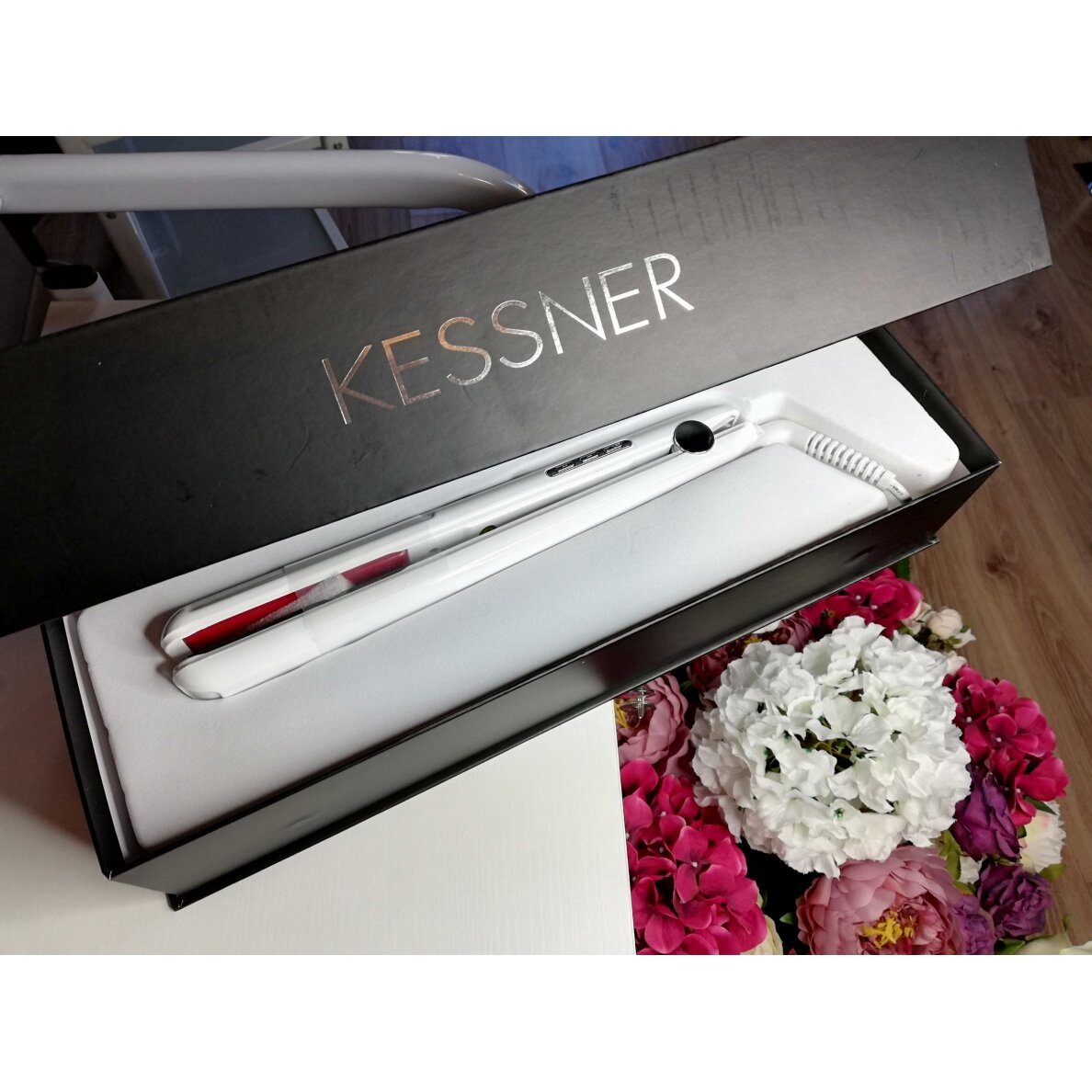 Professional infrared and ultrasonic forceps for hair KESSNER 5 Professional infrared and ultrasonic forceps for hair KESSNER 5
