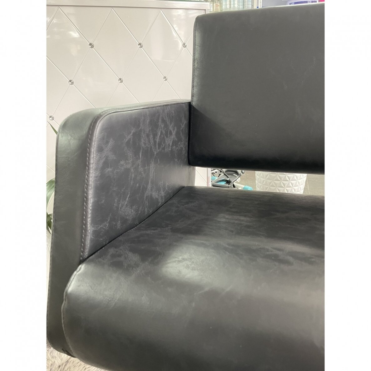 Профессиональное парикмахерское кресло HAIR SYSTEM SM376, черного цвета 6 Профессиональное парикмахерское кресло HAIR SYSTEM SM376, черного цвета 6