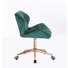 Master&#39;s chair with wheels HR111K, green velor