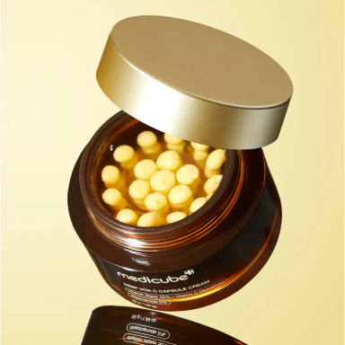 MEDICUBE DEEP VITA C CAPSULE CREAM brightening face cream, 55g MEDICUBE DEEP VITA C CAPSULE CREAM brightening face cream, 55g