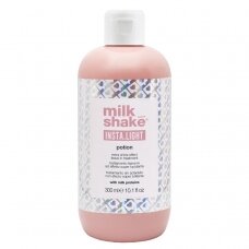 MILK SHAKE INSTA.LIGHT POTION Leave-in hair lotion that gives hair smoothness and silky softness, 300 ml.