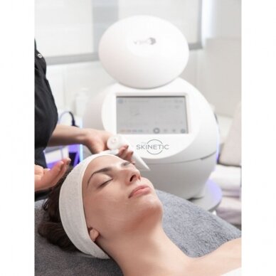 mySKINETIC facial care device, 3 nozzles 3 mySKINETIC facial care device, 3 nozzles 3