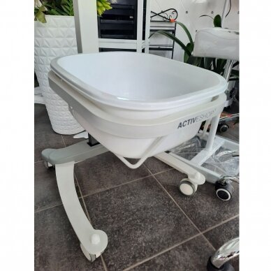 Professional pedicure bath with wheels and lift (height adjustment and locking) 13