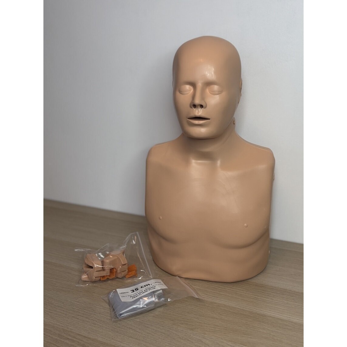 First aid mannequin set, 4 pcs. 4