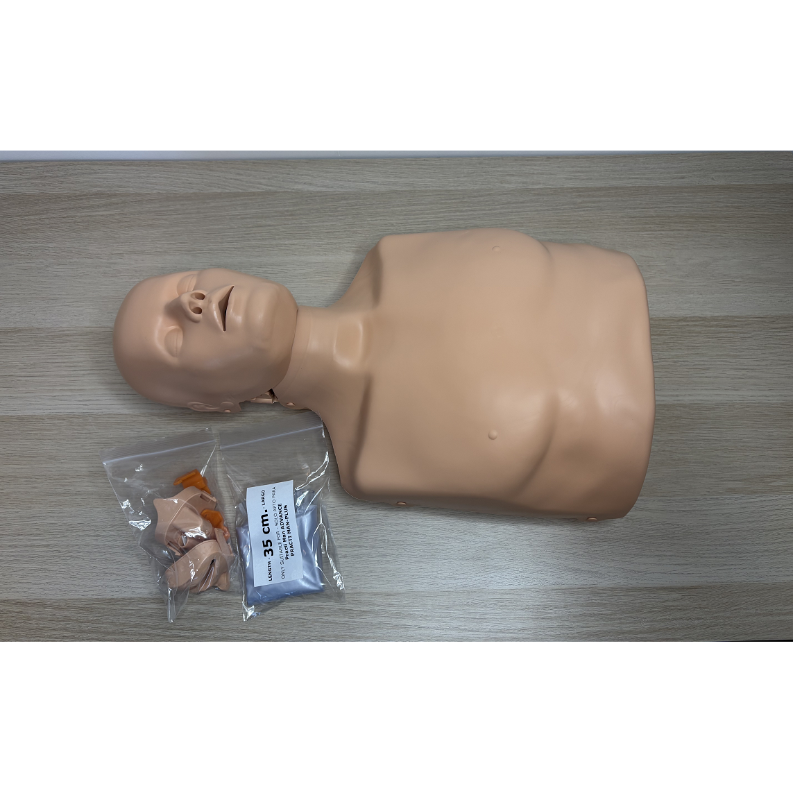 First aid mannequin set, 4 pcs. 5