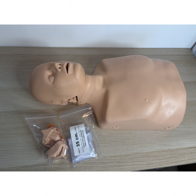 First aid mannequin set, 4 pcs. 6