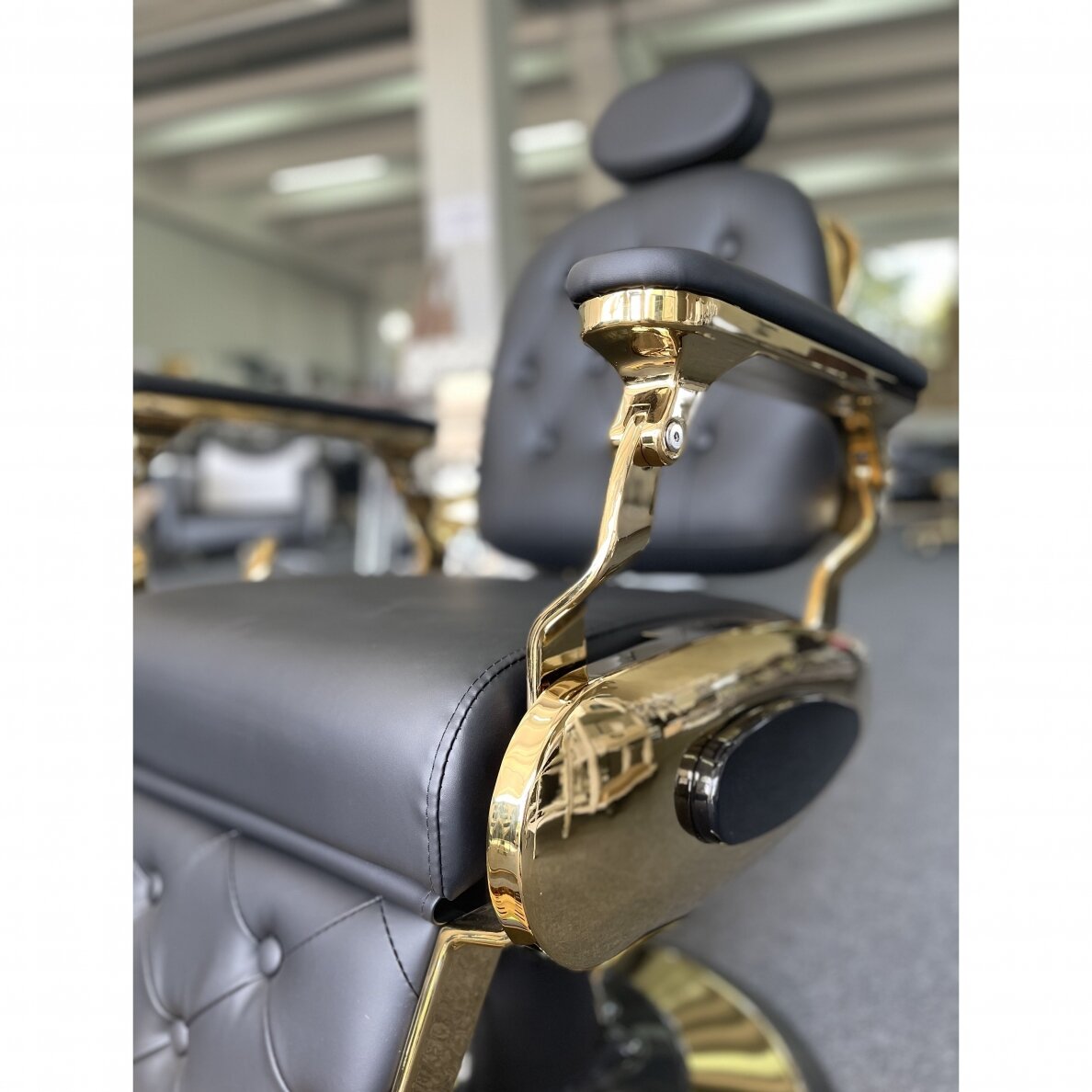 Professional barbers and beauty salons haircut chair GABBIANO FRANSESCO, black color 8 Professional barbers and beauty salons haircut chair GABBIANO FRANSESCO, black color 8