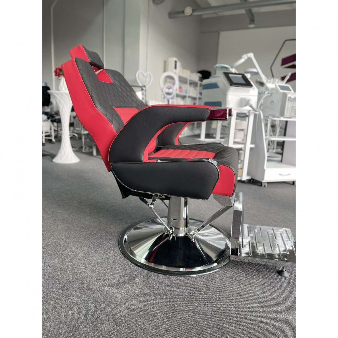 Profesionali barberio kėdė kirpykloms ir grožio salonams RONA DUO 15 Profesionali barberio kėdė kirpykloms ir grožio salonams RONA DUO 15