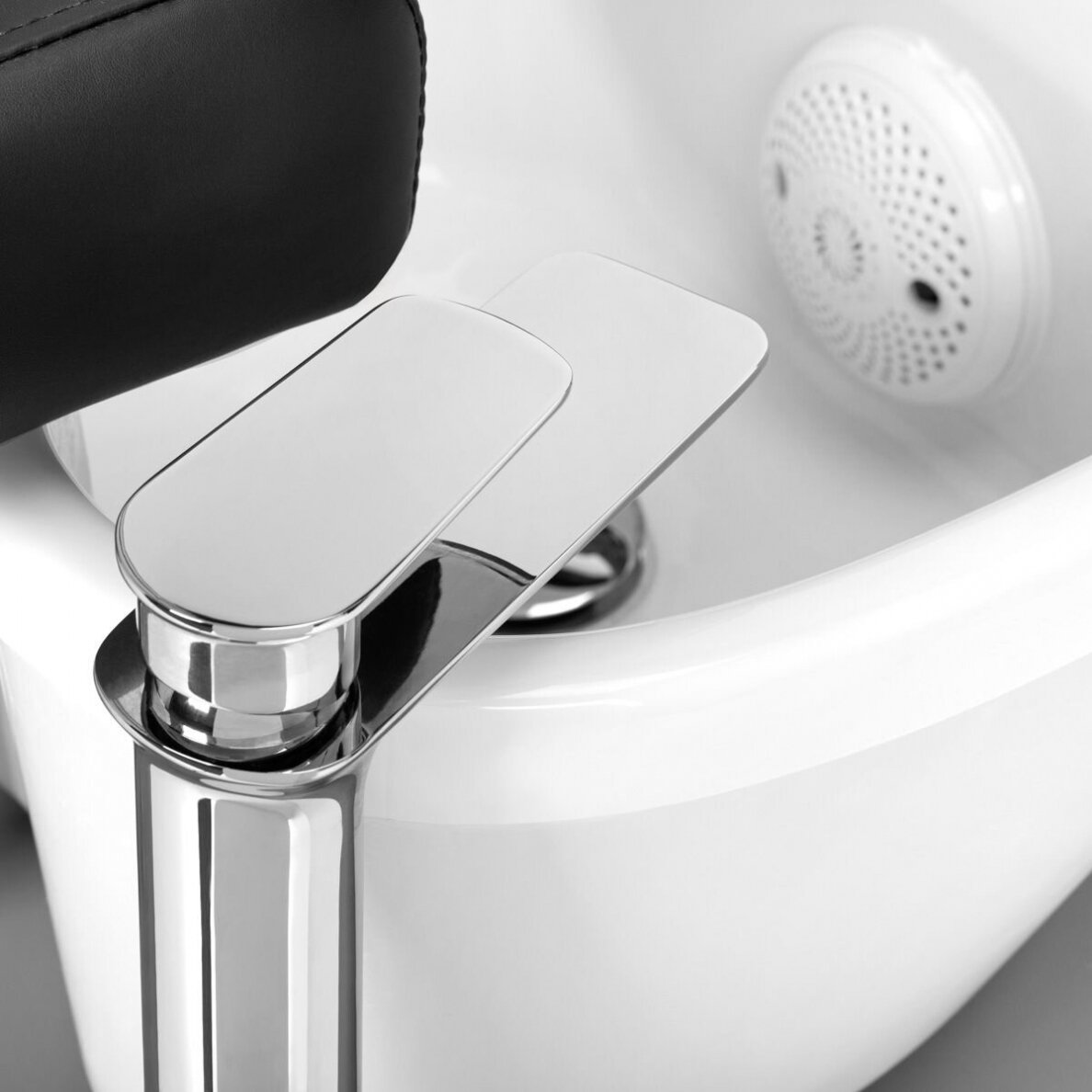 Professional electric podiatry chair for pedicure procedures with massage function AZZURRO 016C, black color 5 Professional electric podiatry chair for pedicure procedures with massage function AZZURRO 016C, black color 5