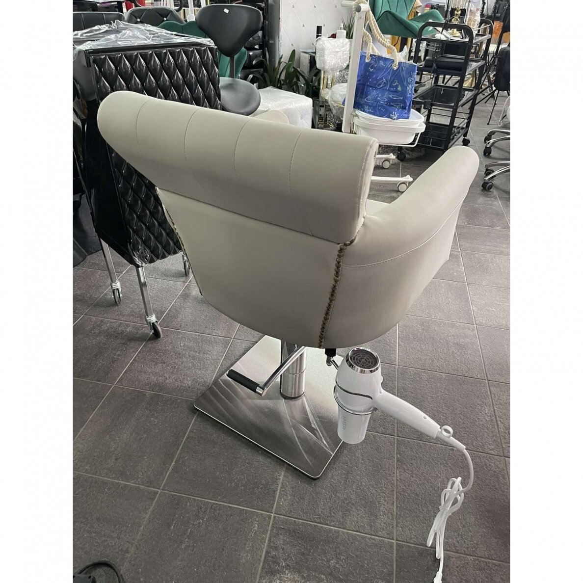 Professional hairdressing chair HAIR SYSTEM BER 8541, grey 10 Professional hairdressing chair HAIR SYSTEM BER 8541, grey 10
