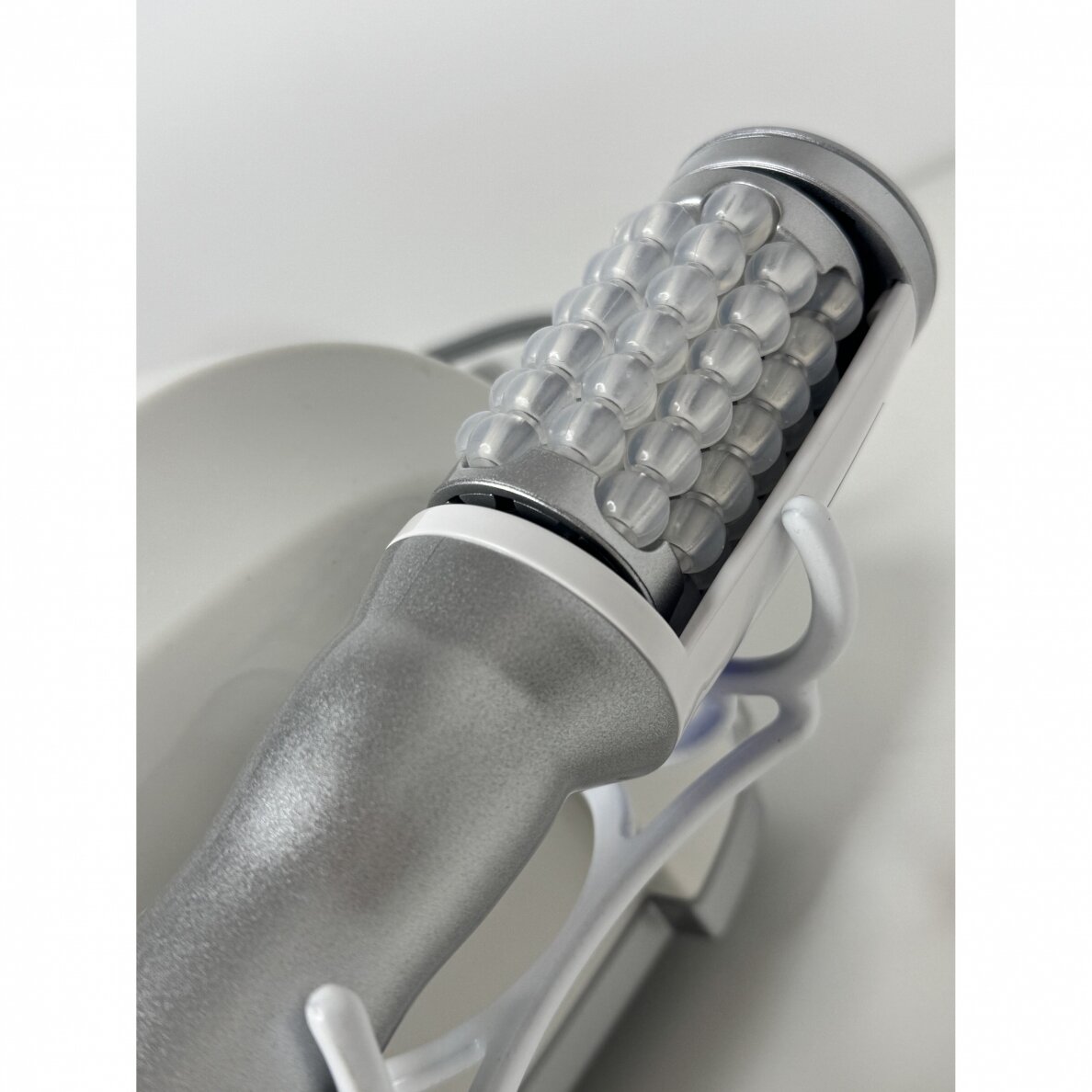 Profesionalus limfodrenažinis lieknėjimo ir kūno linijų formavimo aparatas INNER ROLLER BALL 8 Profesionalus limfodrenažinis lieknėjimo ir kūno linijų formavimo aparatas INNER ROLLER BALL 8