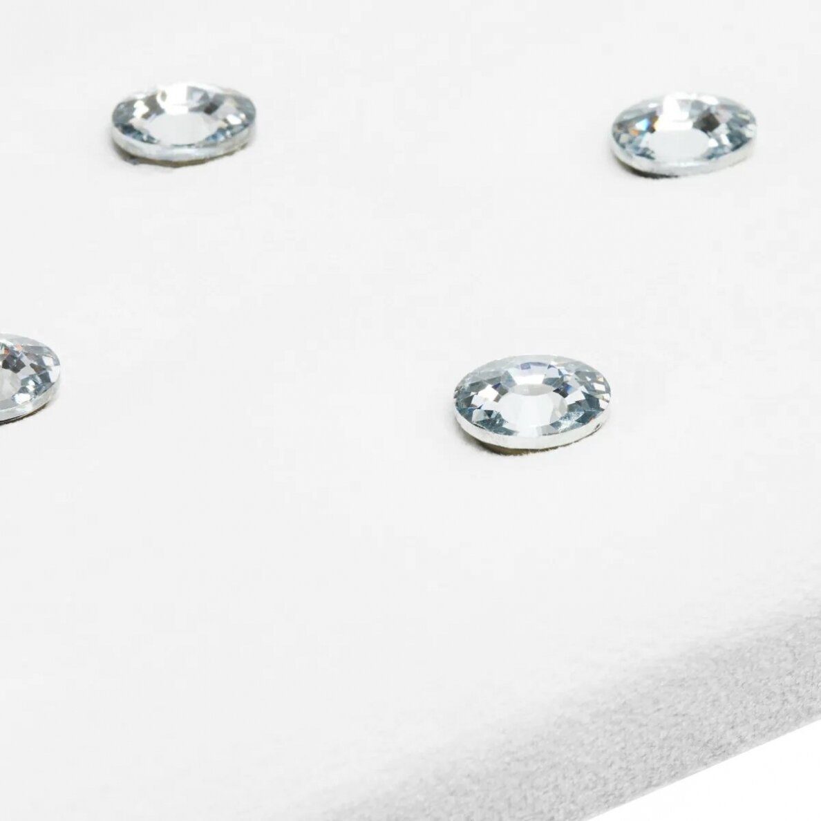 Professional manicure armrest MOMO DIAMOND, white velor 2 Professional manicure armrest MOMO DIAMOND, white velor 2