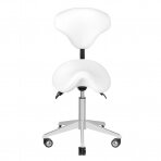 Profesionali meistro kėdė- balnas kosmetologams AZZURRO 037S su reguliuojamu sėdynės kampu bei atlošu, baltos spalvos