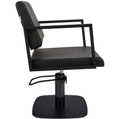 Professional barber chair BLACK LOFT BLACK SQUARE Professional barber chair BLACK LOFT BLACK SQUARE