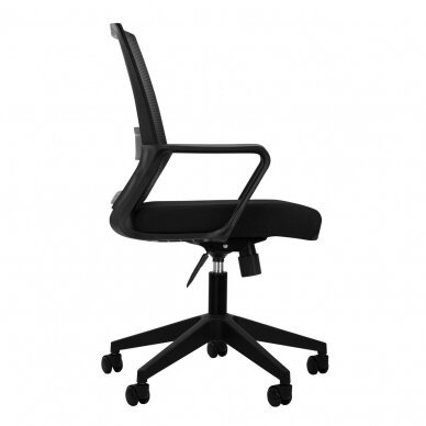 Registratūros, biuro kėdė QS-11, juodos spalvos 1