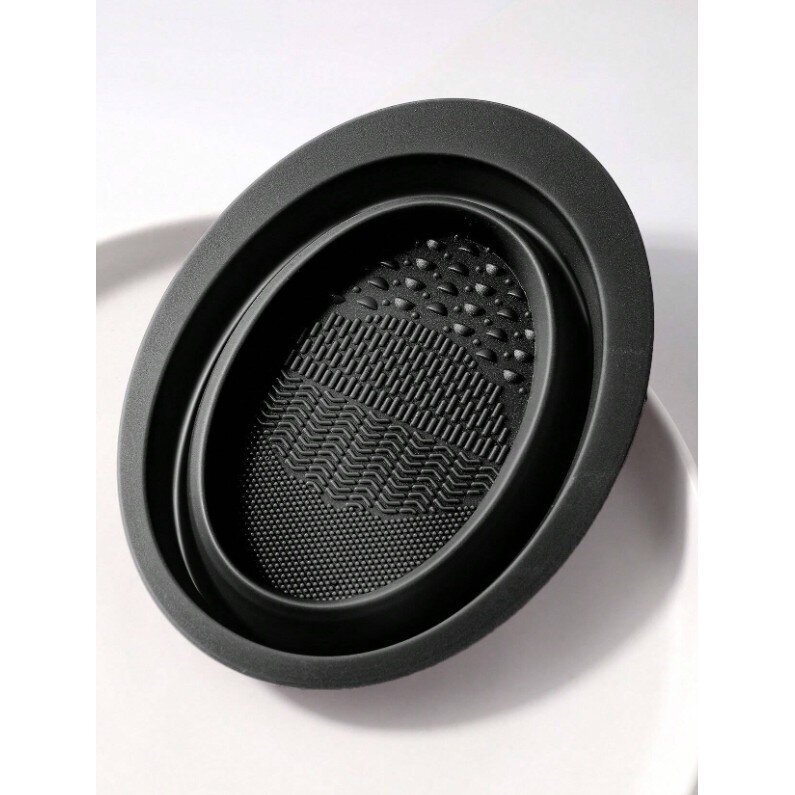Силиконовая ванночка для мытья кистей для макияжа BLACK OVAL Силиконовая ванночка для мытья кистей для макияжа BLACK OVAL