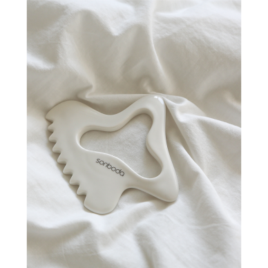 SONBODA ceramic Gua Sha massager for face and neck 1 SONBODA ceramic Gua Sha massager for face and neck 1