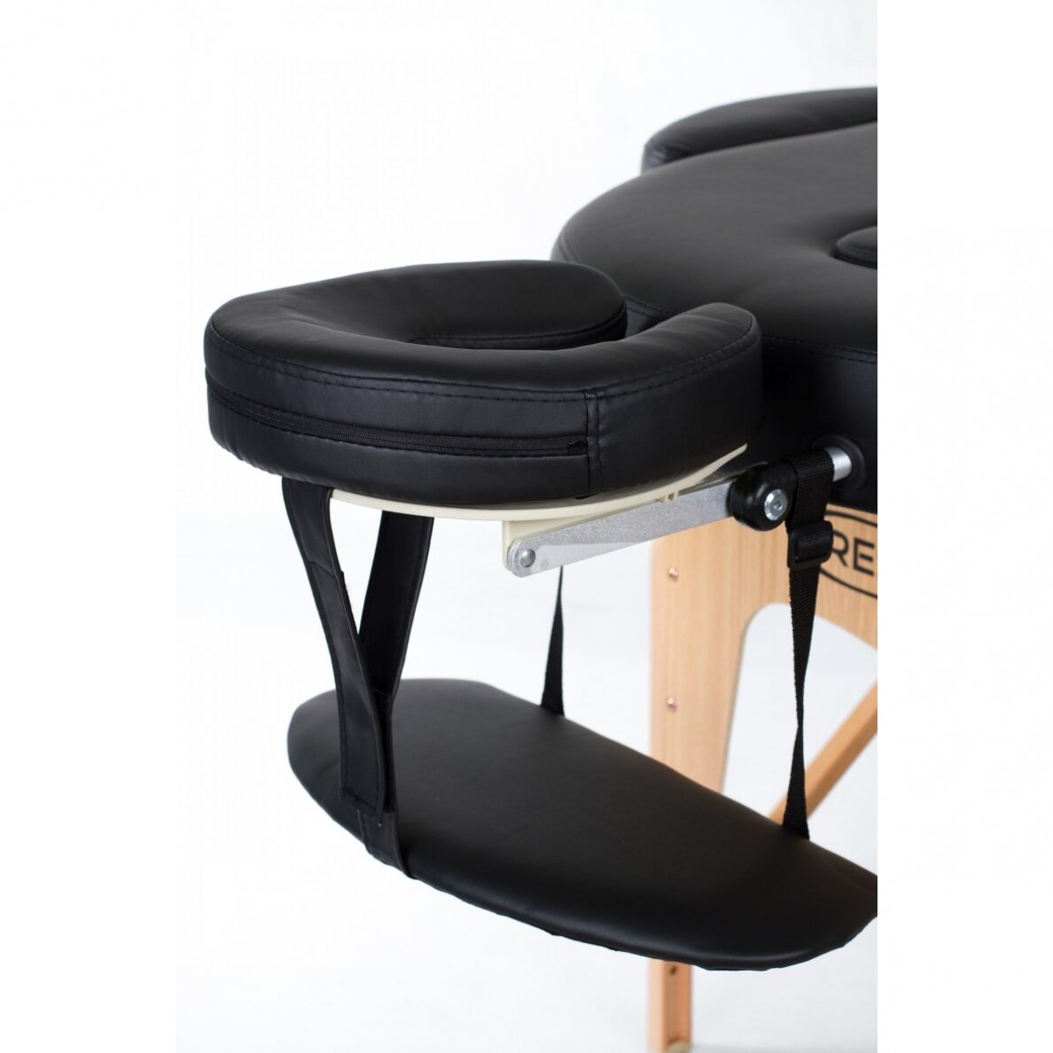 Профессиональный складной массажный стол VIP OVAL 2 BLACK 3 Профессиональный складной массажный стол VIP OVAL 2 BLACK 3
