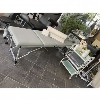 Profesionalus sulankstomas masažo stalas 3 dalių su aliumininio kojelėmis, pilkos spalvos KOMFORT FIZJO 3 9