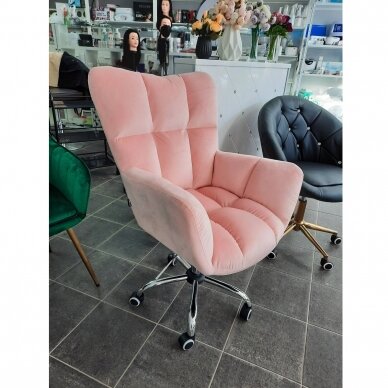 Кресло для мастера красоты на колесиках HR650K, розовый велюр 5