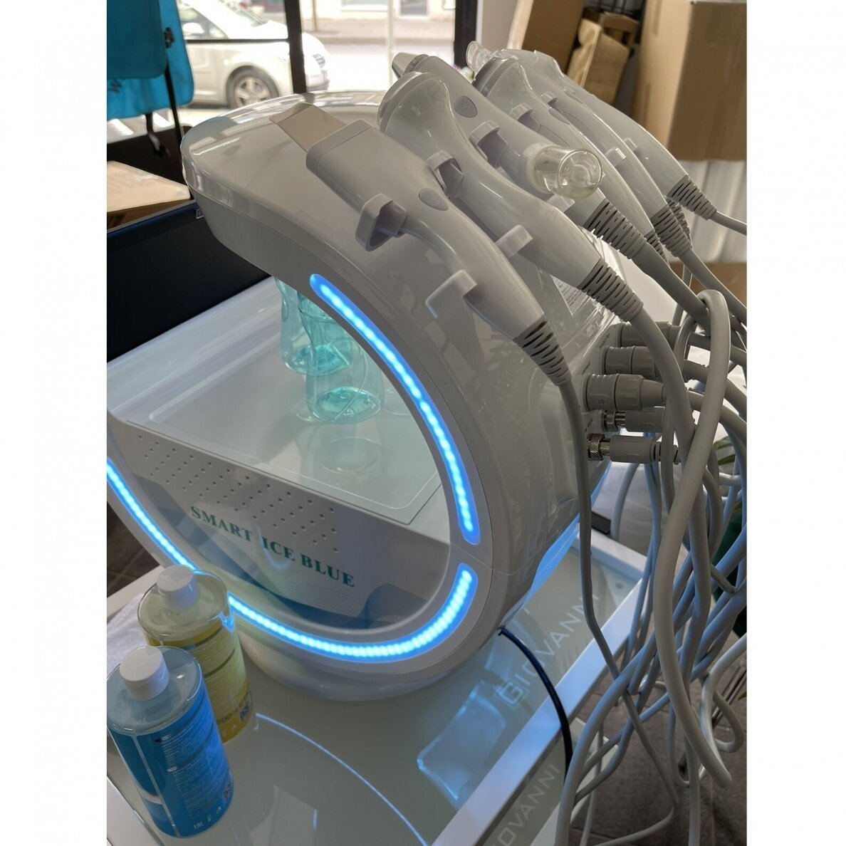HYDRO SKIN professional multifunctional facial care device 7in1 + face analyser 17 HYDRO SKIN professional multifunctional facial care device 7in1 + face analyser 17