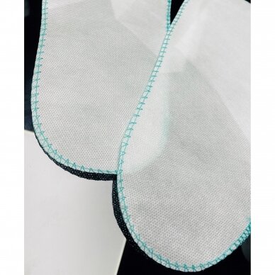 Disposable slippers, 1 pair 2 Disposable slippers, 1 pair 2