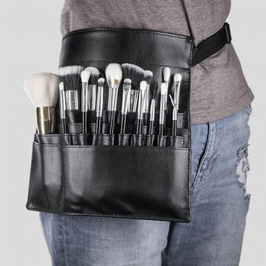 Professional make-up specialist, apron for holding brushes