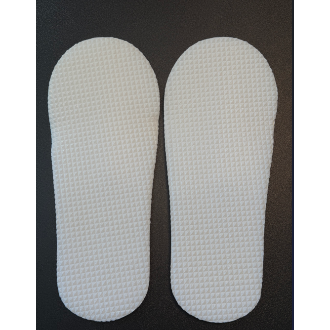 Disposable paper hotel and spa slippers, 1 pair 2 Disposable paper hotel and spa slippers, 1 pair 2